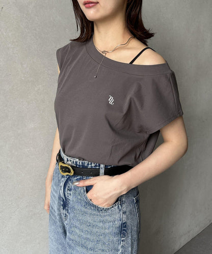 刺繡logo船領法式T恤