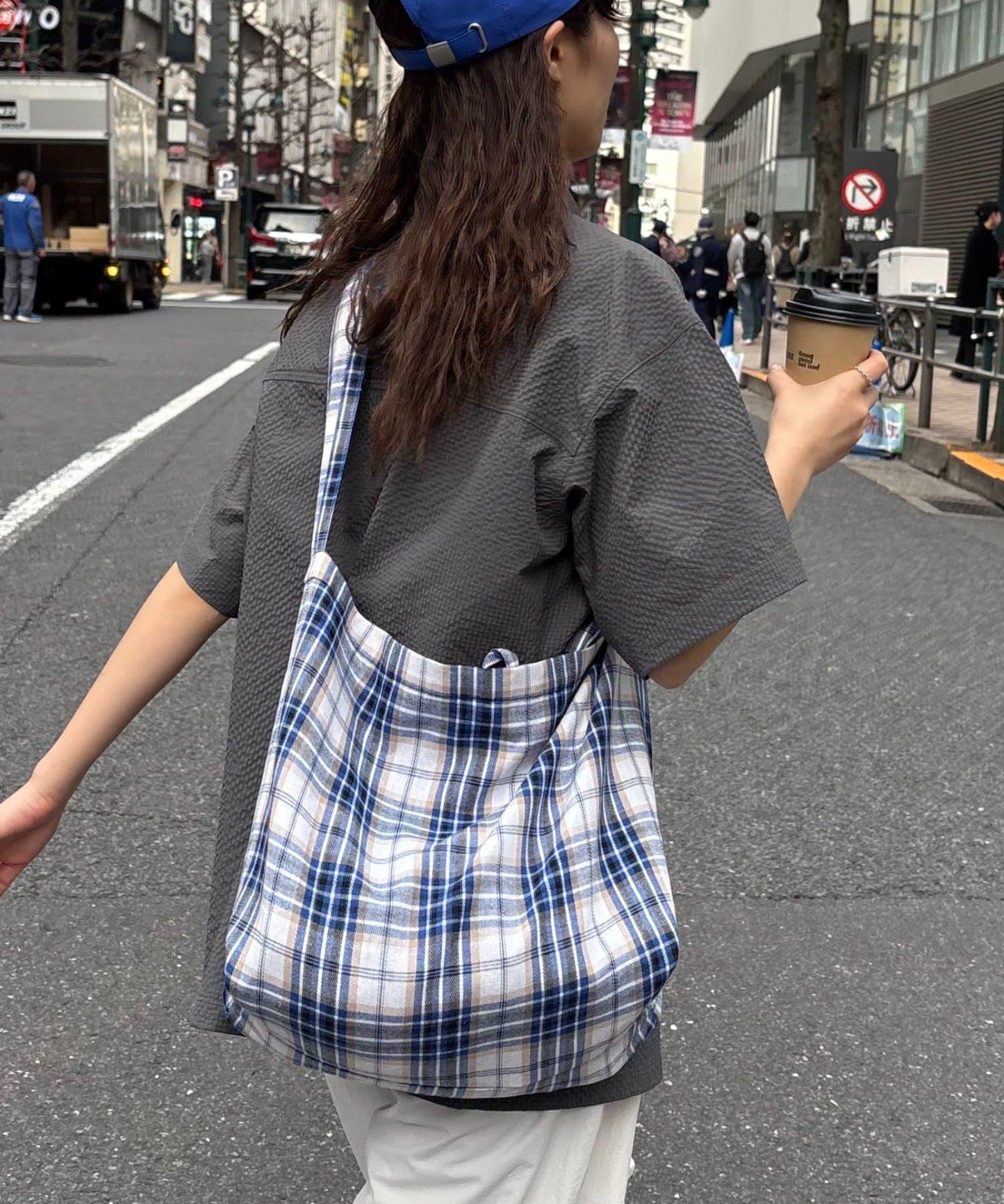 【男女通用】格紋肩揹包