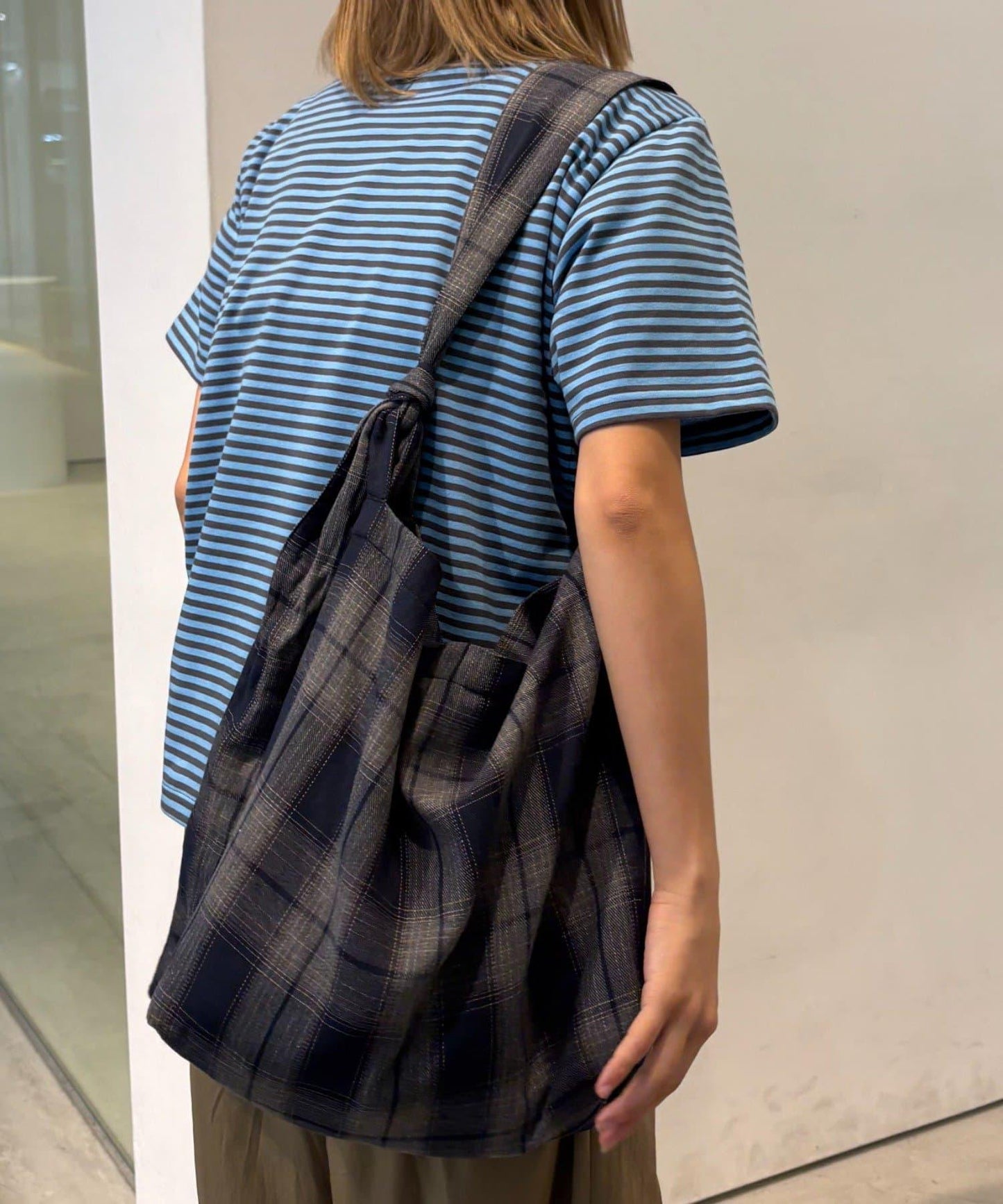 【男女通用】格紋肩揹包