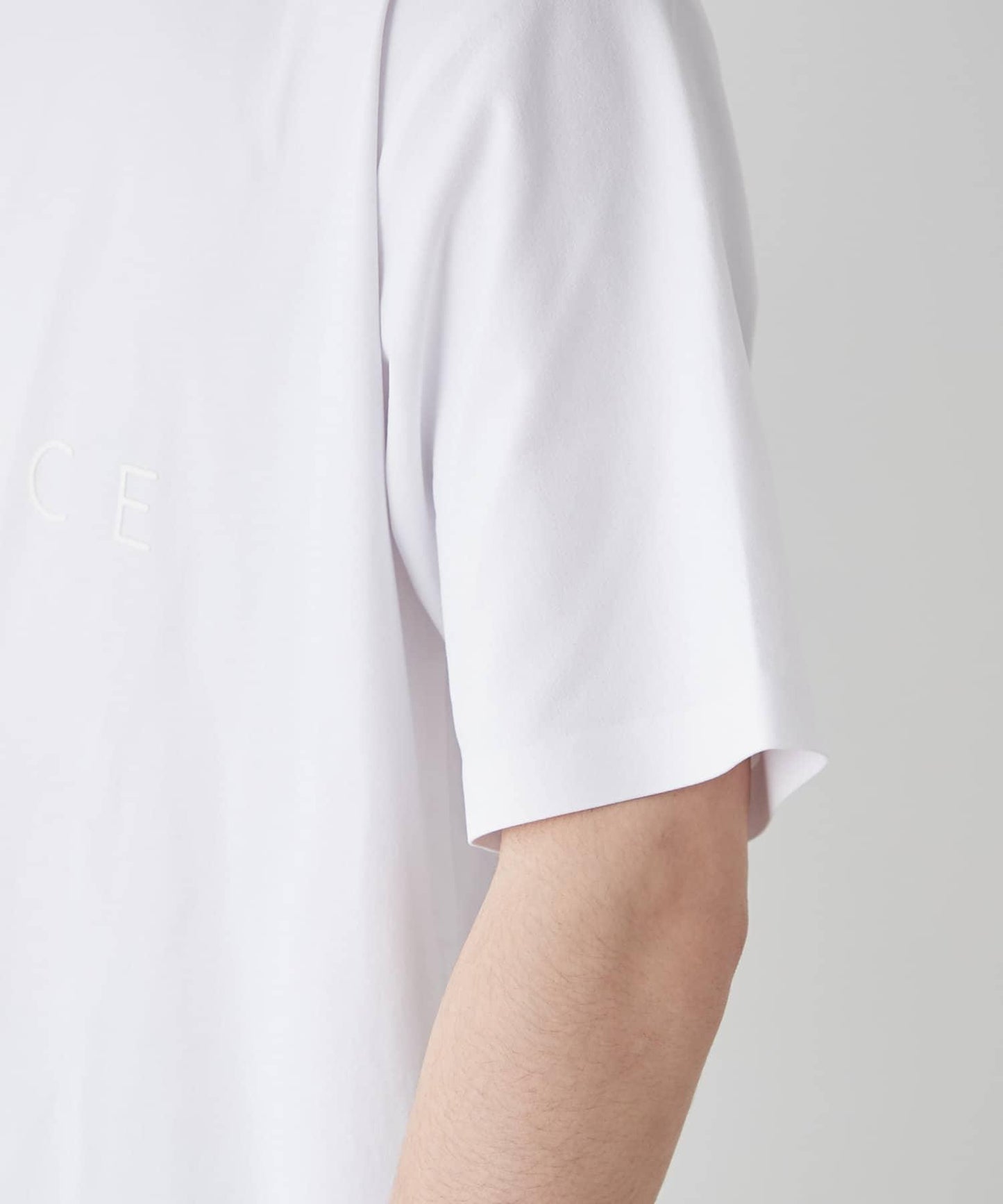 【Franklin Climbing】增強 3D Logo T恤