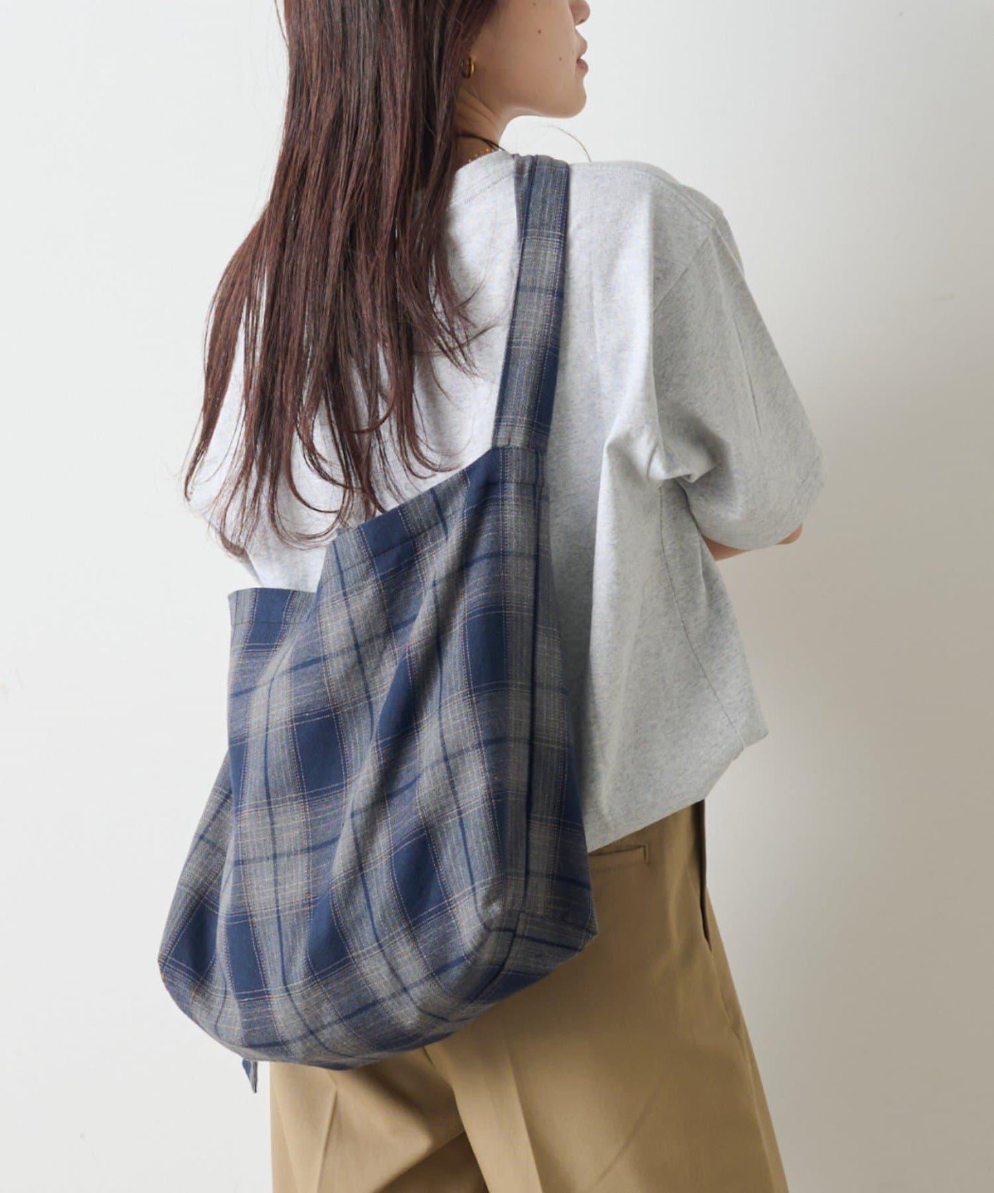 【男女通用】格紋肩揹包