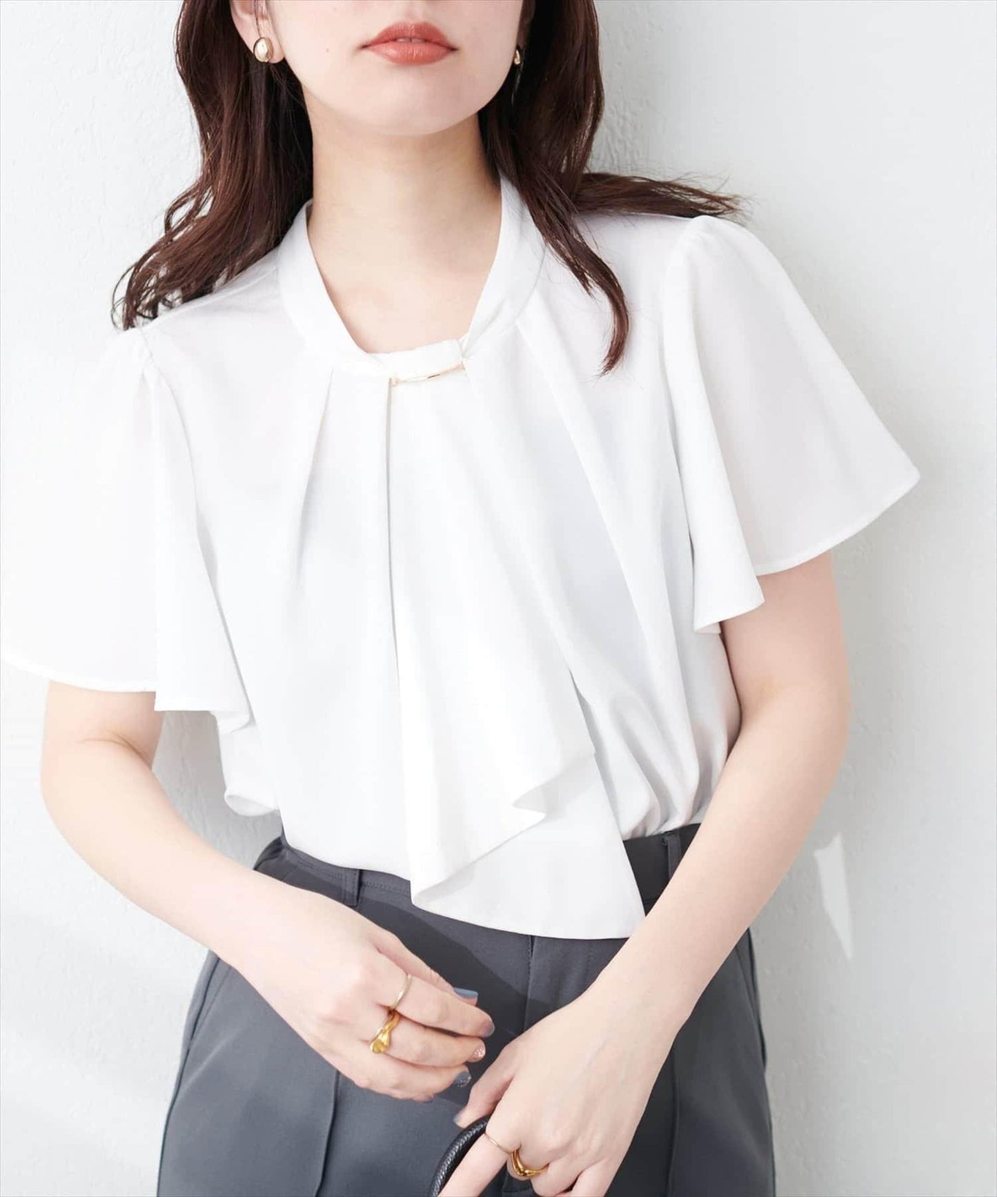 【限定】鑲金條領結襯衫