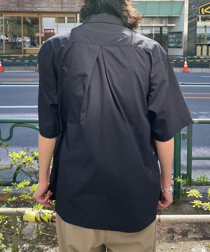 大口袋短袖襯衫