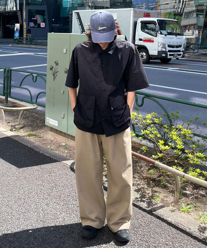 大口袋短袖襯衫