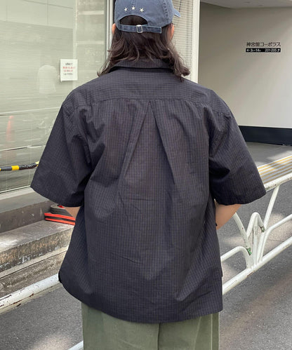 大口袋短袖襯衫