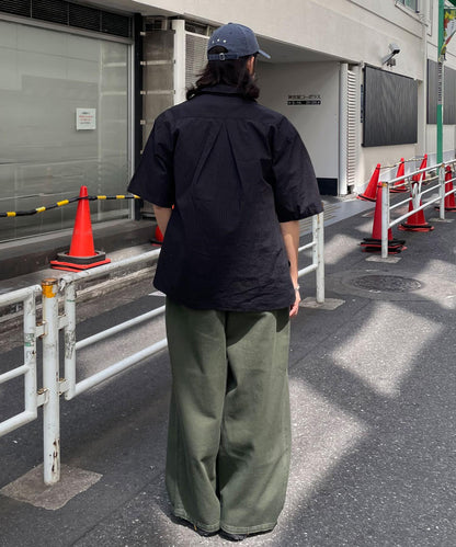 大口袋短袖襯衫