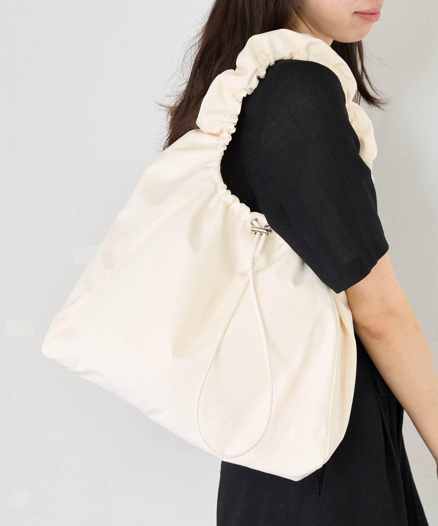 防水尼龍褶皺手提包