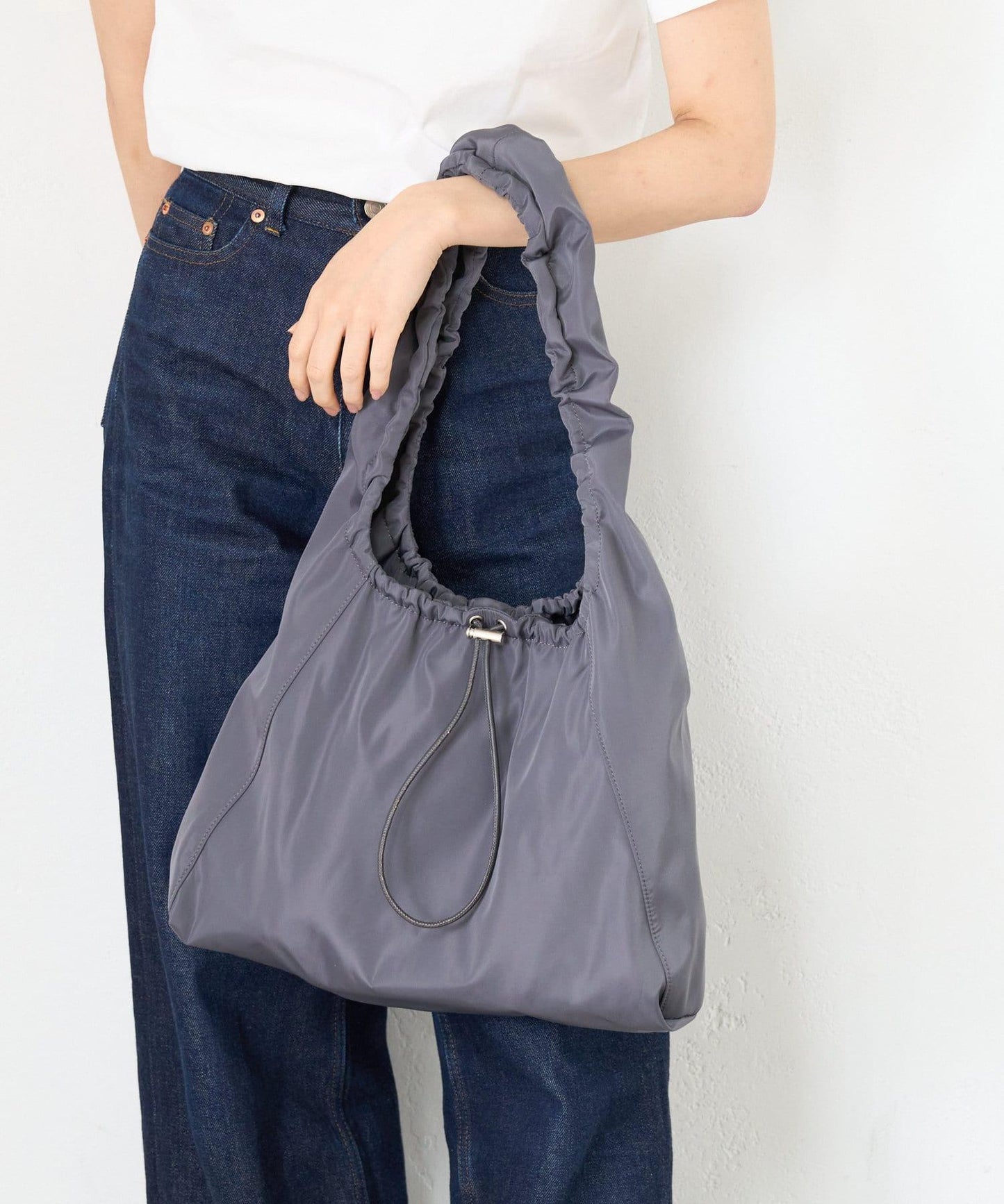 防水尼龍褶皺手提包