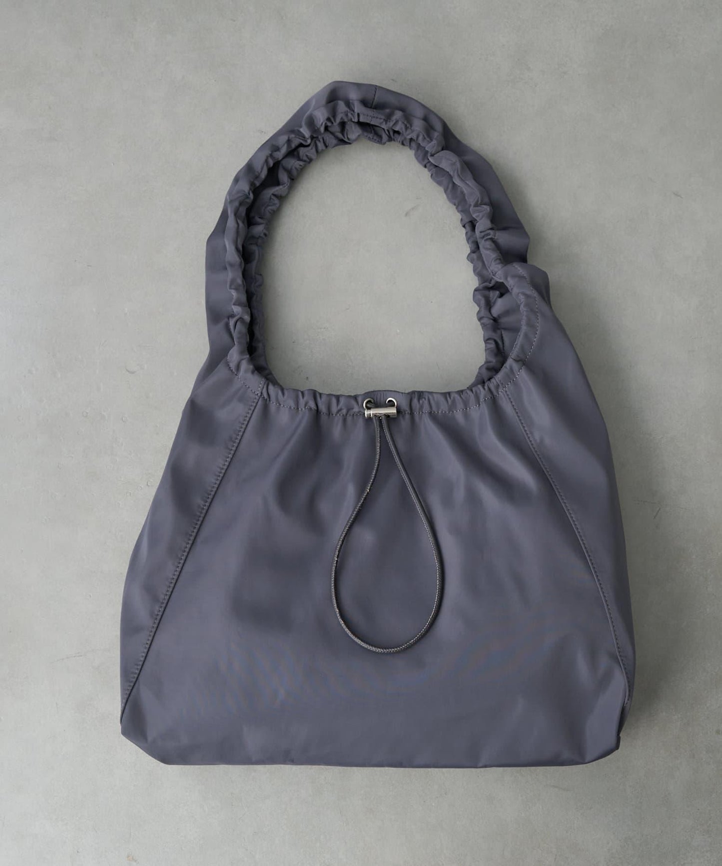 防水尼龍褶皺手提包