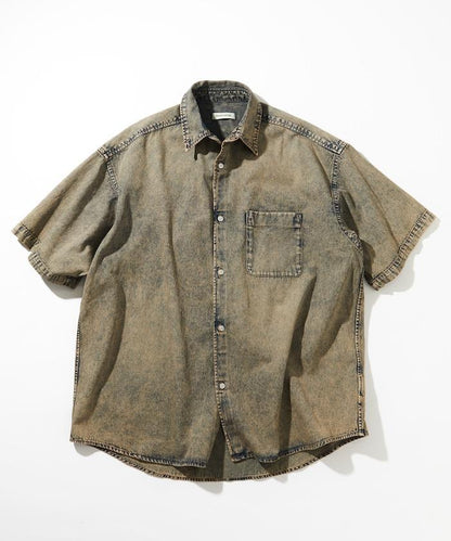 Relax Fit 舒適版型 褪色處理 常規領短袖 牛仔襯衫