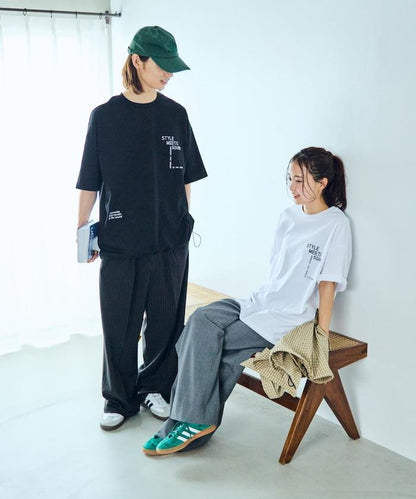 大尺寸設計刺繡下襬繩帶圓領T恤