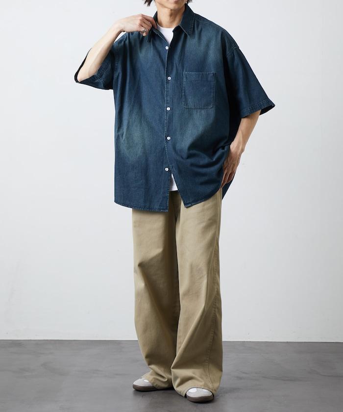 Relax Fit 舒適版型 褪色處理 常規領短袖 牛仔襯衫