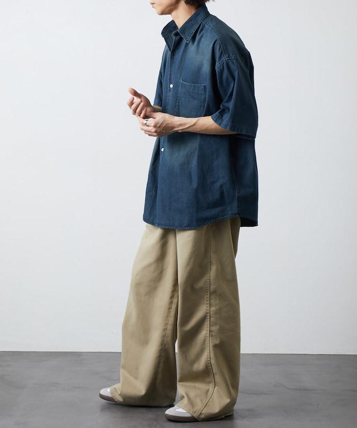 Relax Fit 舒適版型 褪色處理 常規領短袖 牛仔襯衫