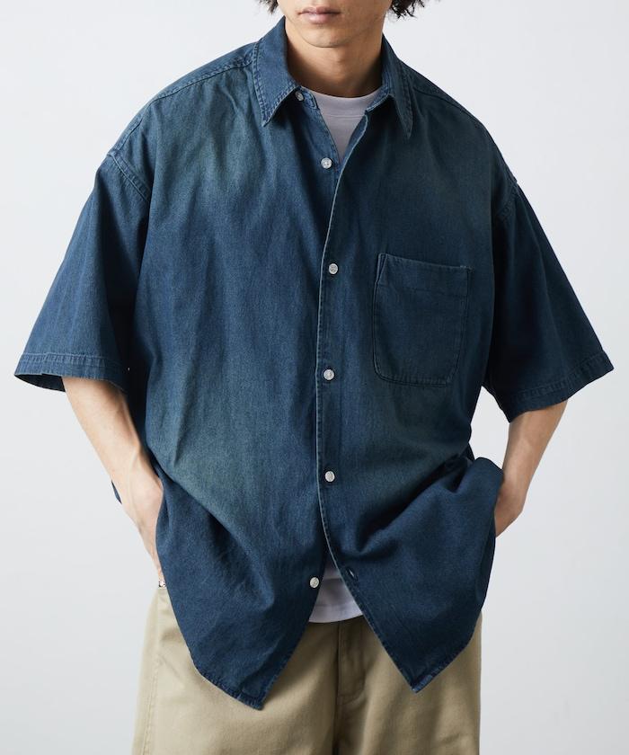 Relax Fit 舒適版型 褪色處理 常規領短袖 牛仔襯衫