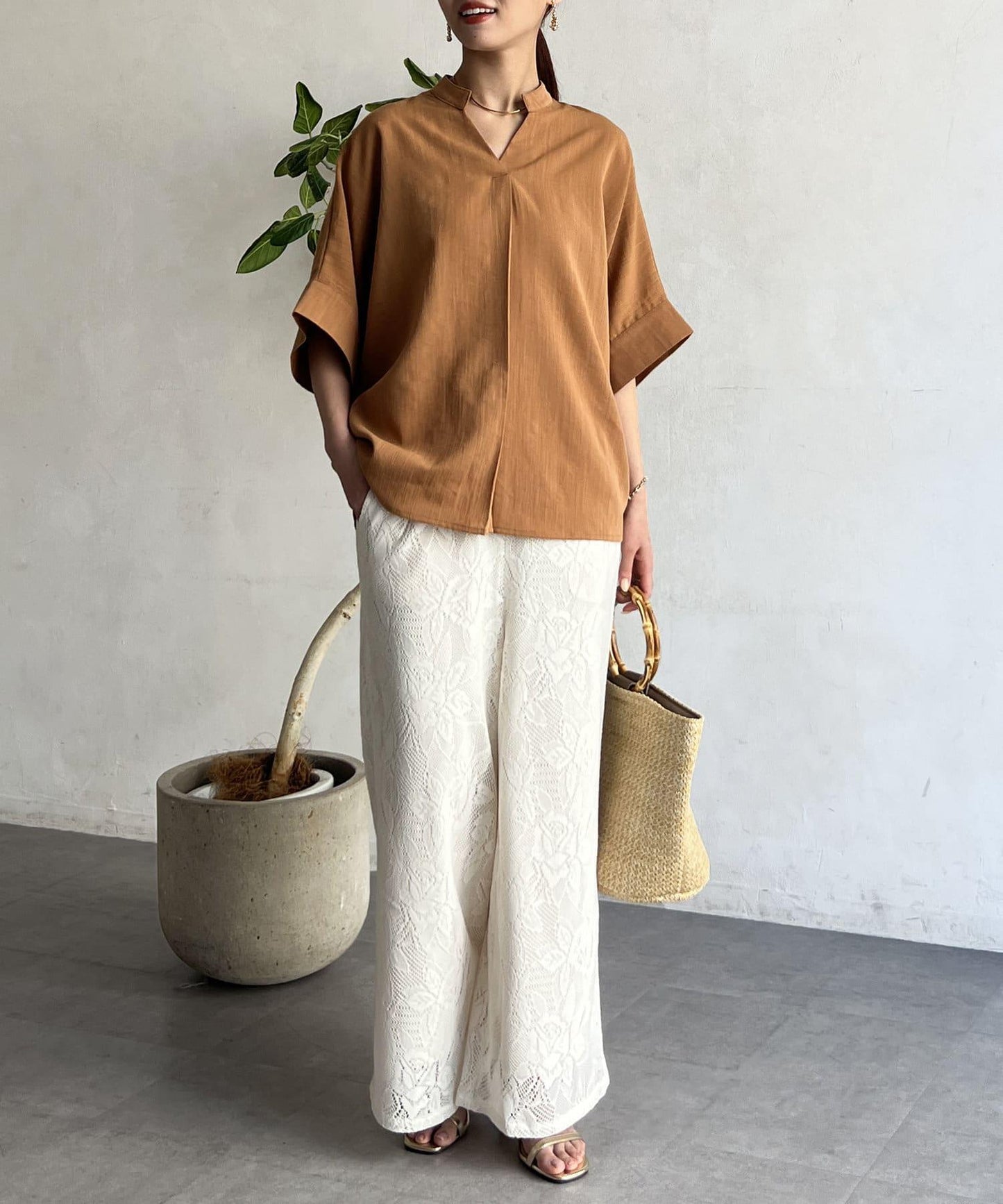 亞麻質感捲袖翻領襯衫