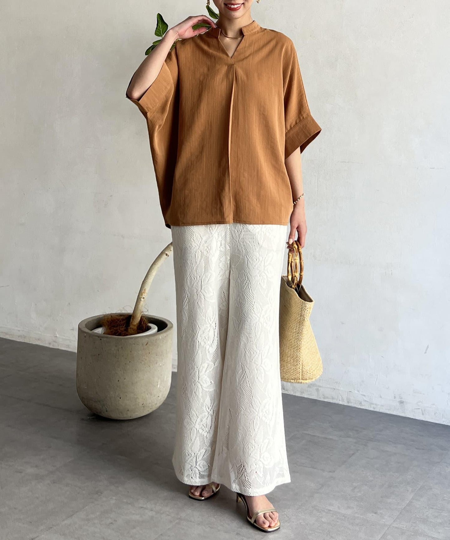 亞麻質感捲袖翻領襯衫