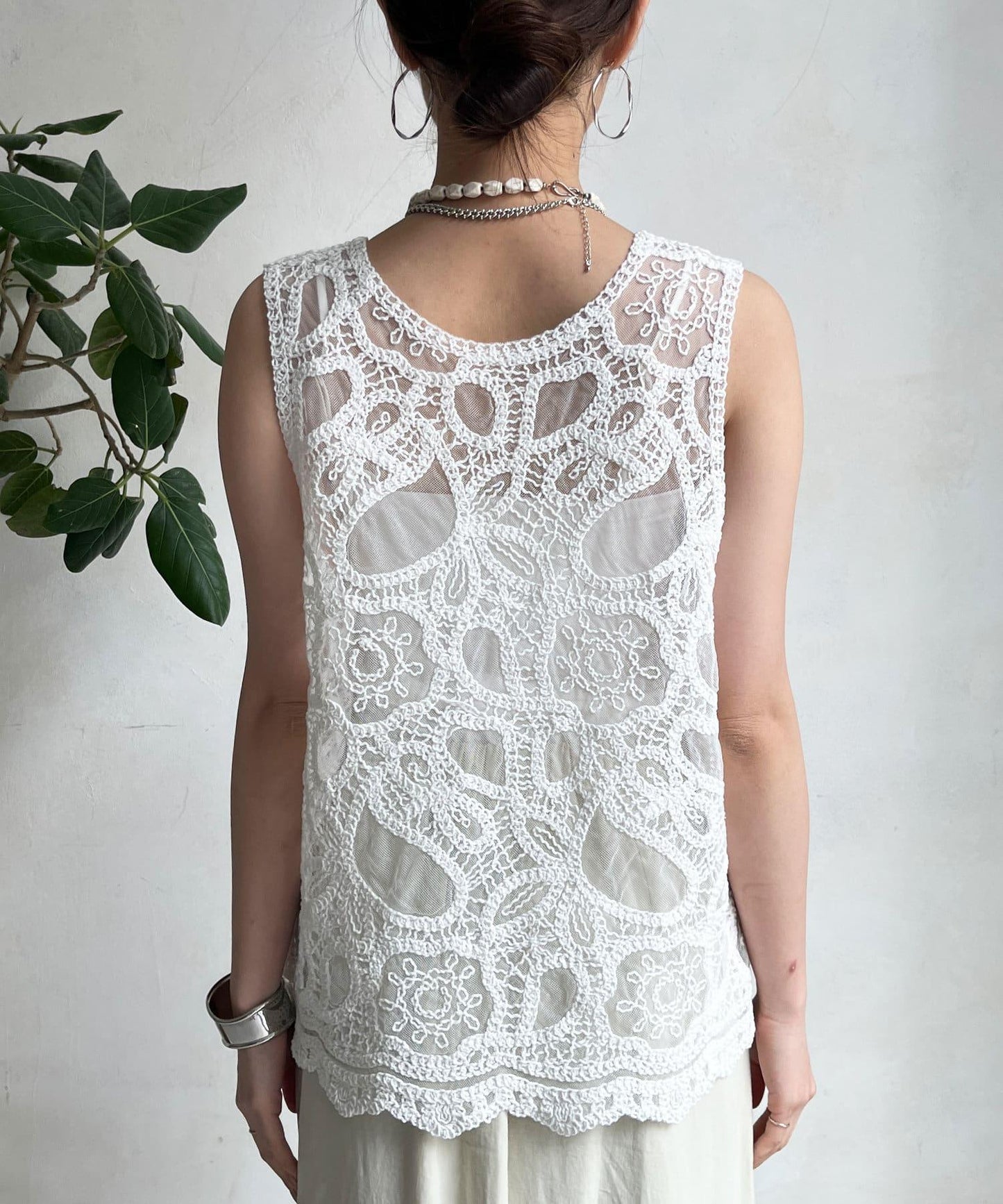 刺繡前後兩用蕾絲背心