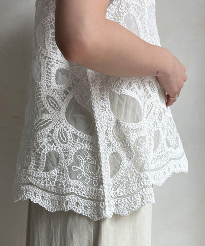 刺繡前後兩用蕾絲背心