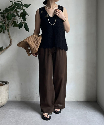 刺繡前後兩用蕾絲背心