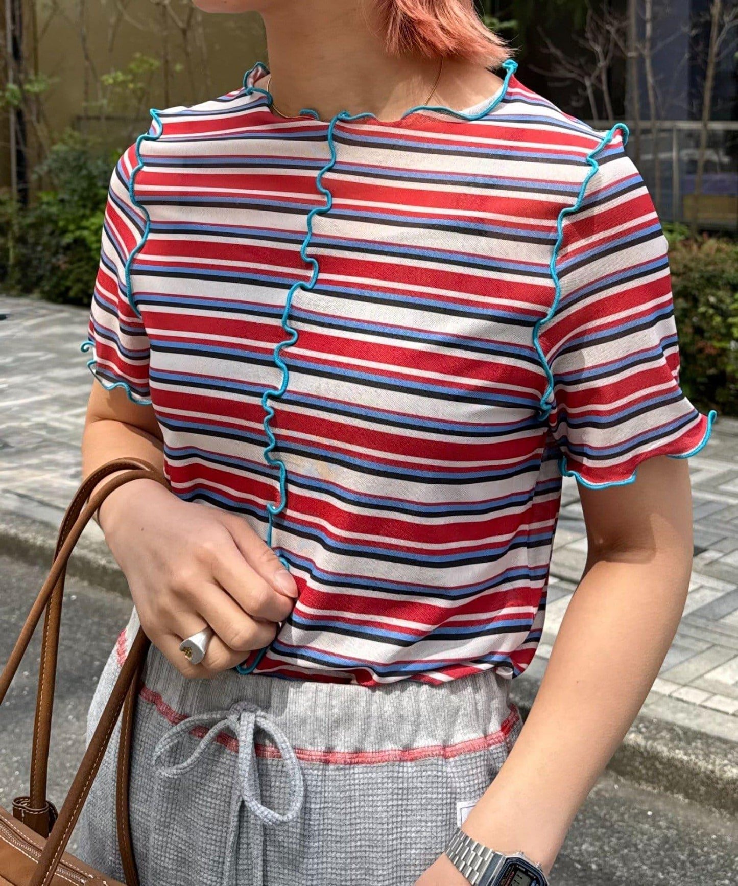 【HELLO.SANFRANCISCO】多色條紋露肩上衣