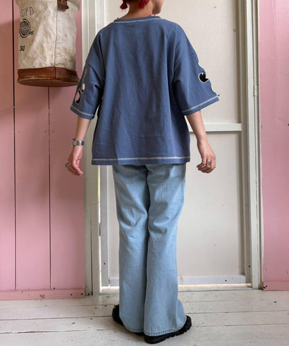 【HELLO.SANFRANCISCO】花朵剪裁寬鬆T恤