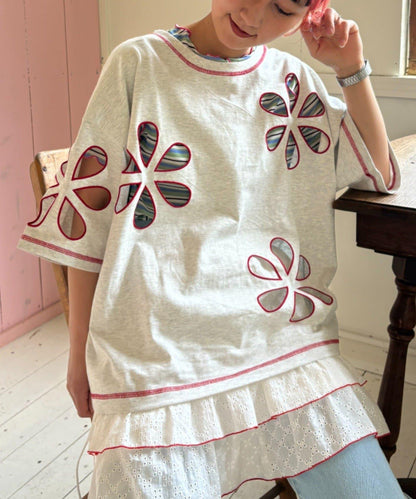 【HELLO.SANFRANCISCO】花朵剪裁寬鬆T恤