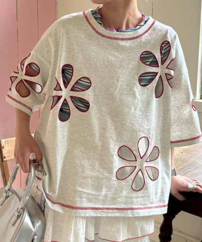 【HELLO.SANFRANCISCO】花朵剪裁寬鬆T恤