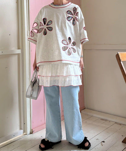 【HELLO.SANFRANCISCO】花朵剪裁寬鬆T恤