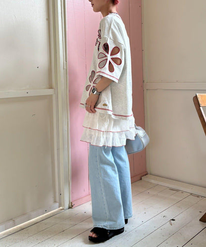 【HELLO.SANFRANCISCO】花朵剪裁寬鬆T恤