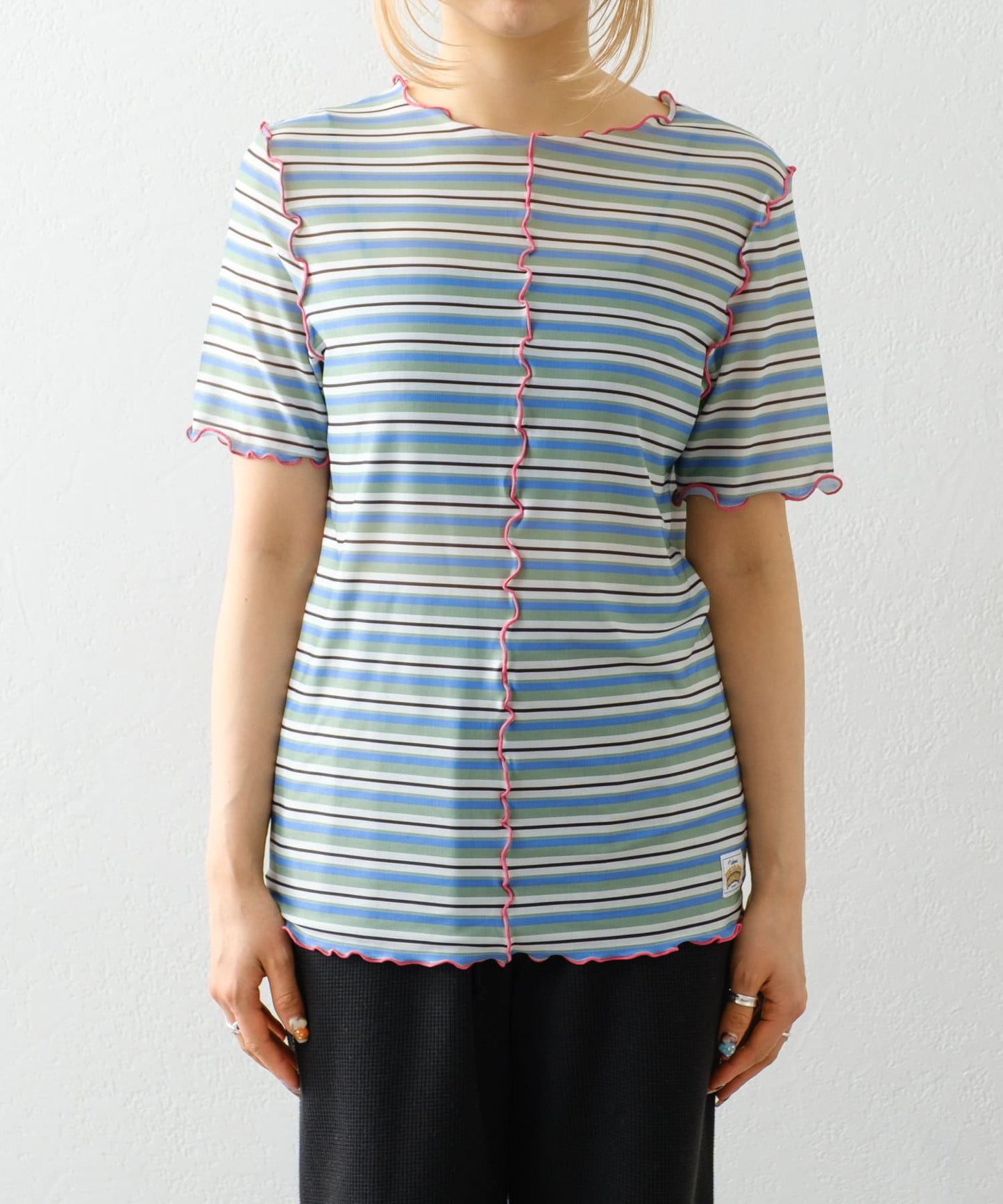 【HELLO.SANFRANCISCO】多色條紋露肩上衣