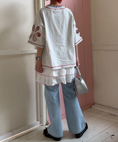 【HELLO.SANFRANCISCO】花朵剪裁寬鬆T恤
