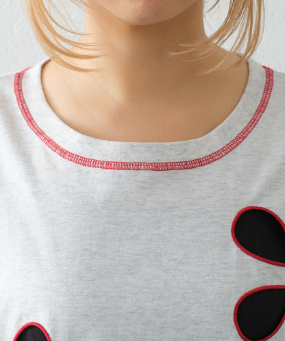 【HELLO.SANFRANCISCO】花朵剪裁寬鬆T恤