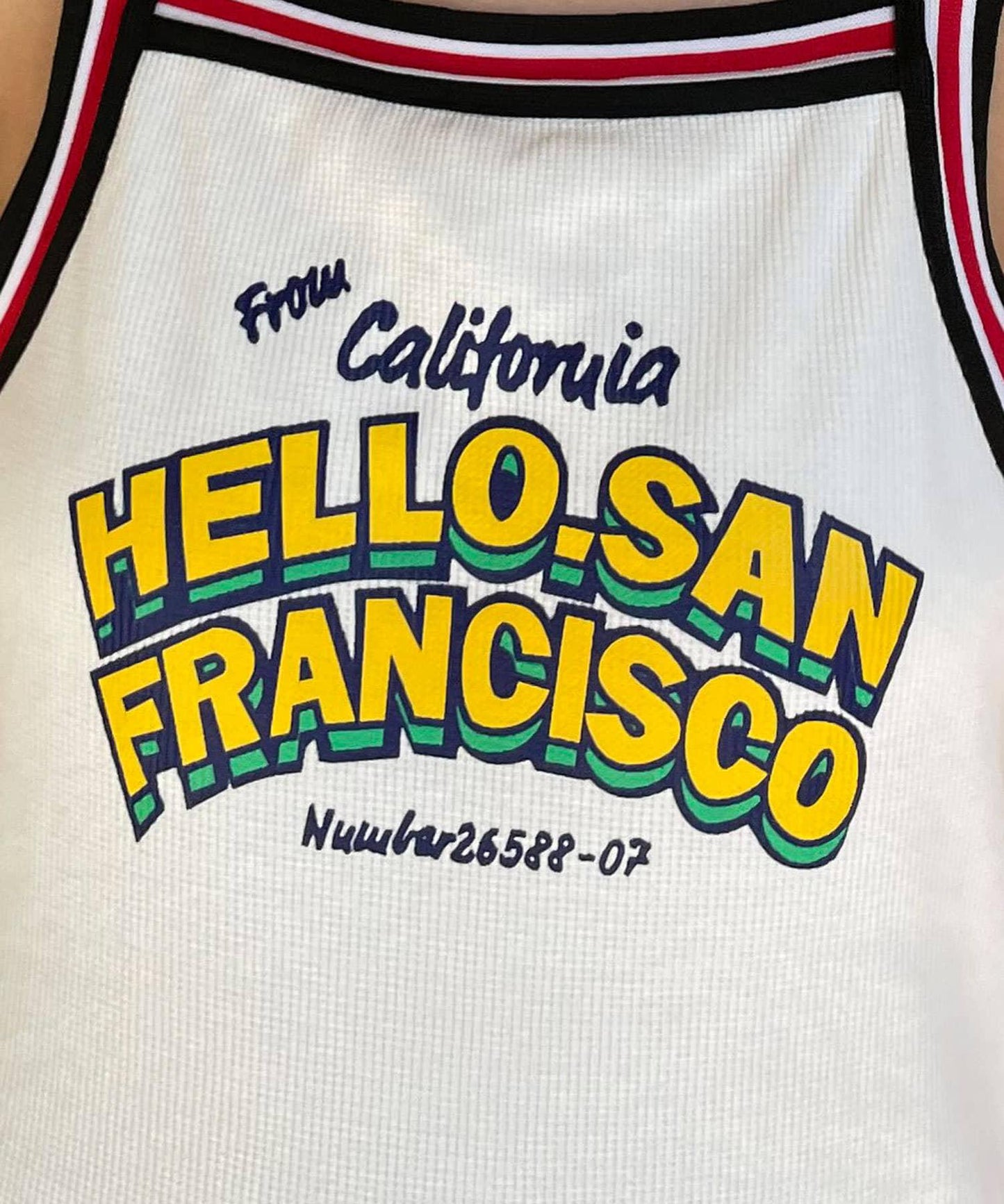 5/1（星期四）10:00開始【HELLO.SANFRANCISCO/你好，舊金山】帶有線帶杯的吊帶衫