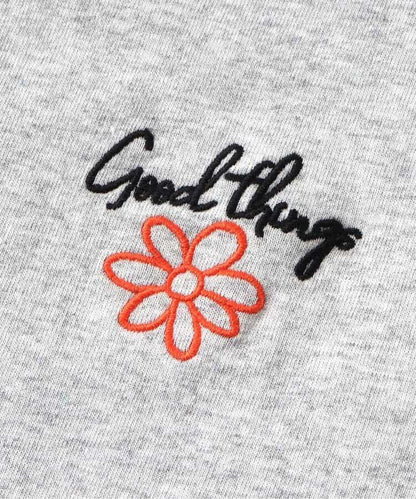 背部logo印花T恤