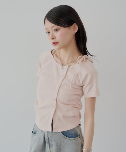 不對稱肩膀蝴蝶結小花圖案提花露肩T-shirt