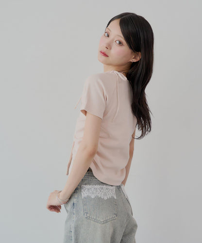 不對稱肩膀蝴蝶結小花圖案提花露肩T-shirt