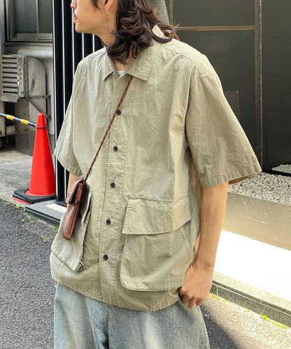 大口袋短袖襯衫