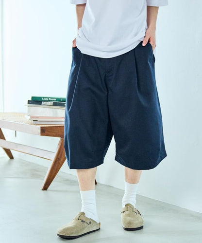 寬鬆款帆布褶皺寬腿短褲