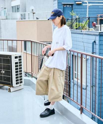 寬鬆款帆布褶皺寬腿短褲