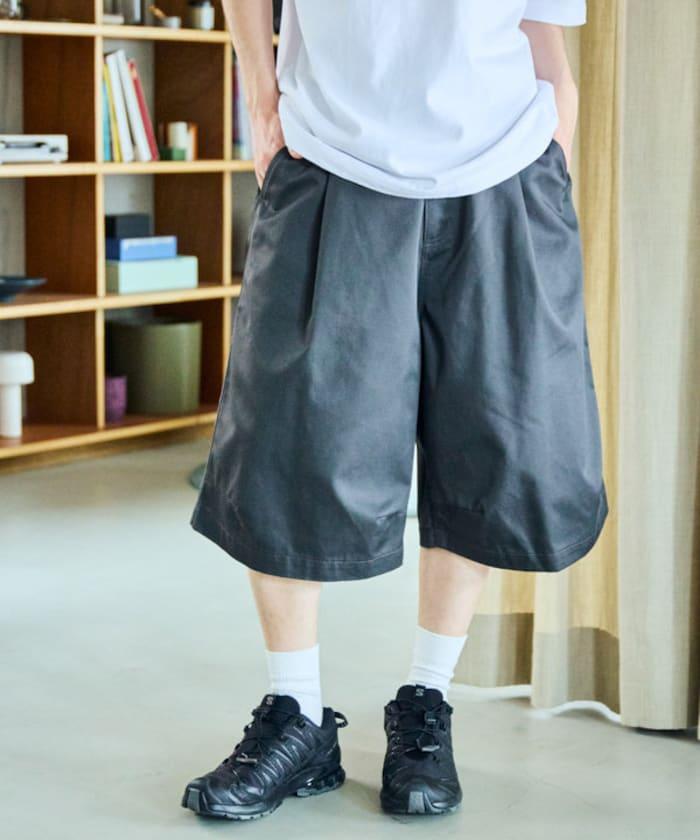 寬鬆款帆布褶皺寬腿短褲