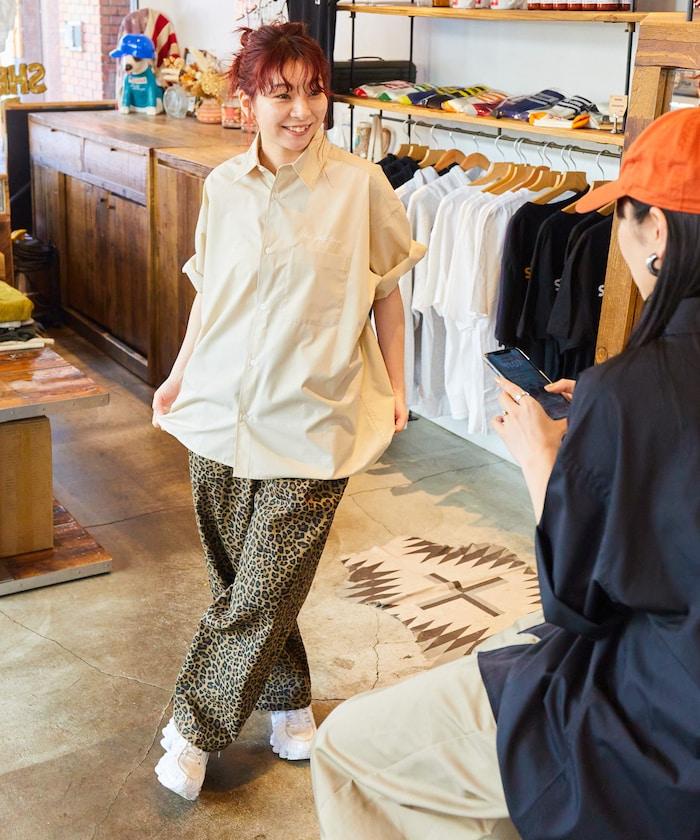 SHE WOLF DINER×FREAK'S STORE/海狼餐廳 聯名 寬鬆錐形剪裁褲子