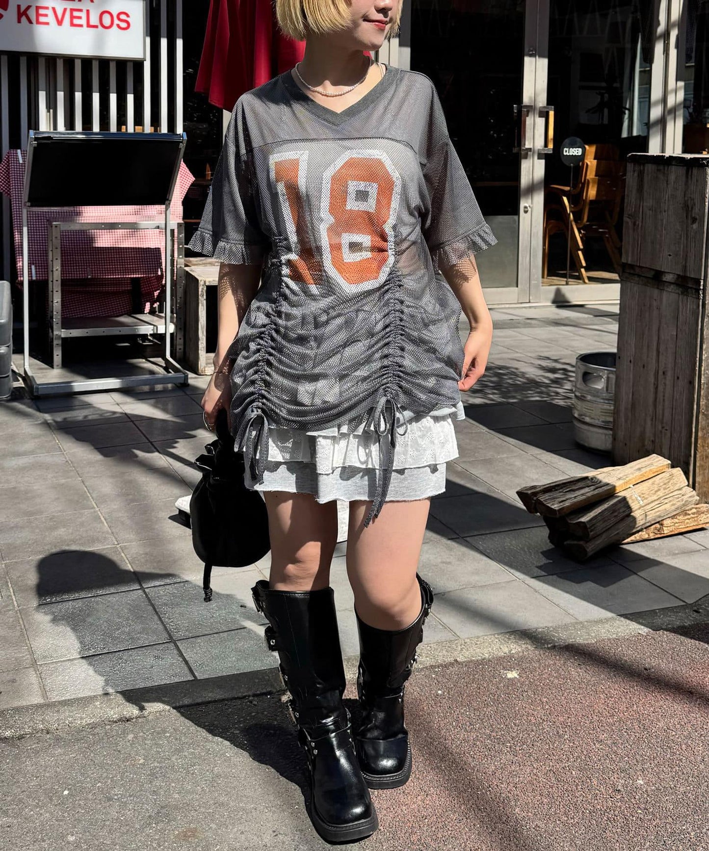 網眼數字印花荷葉邊T恤