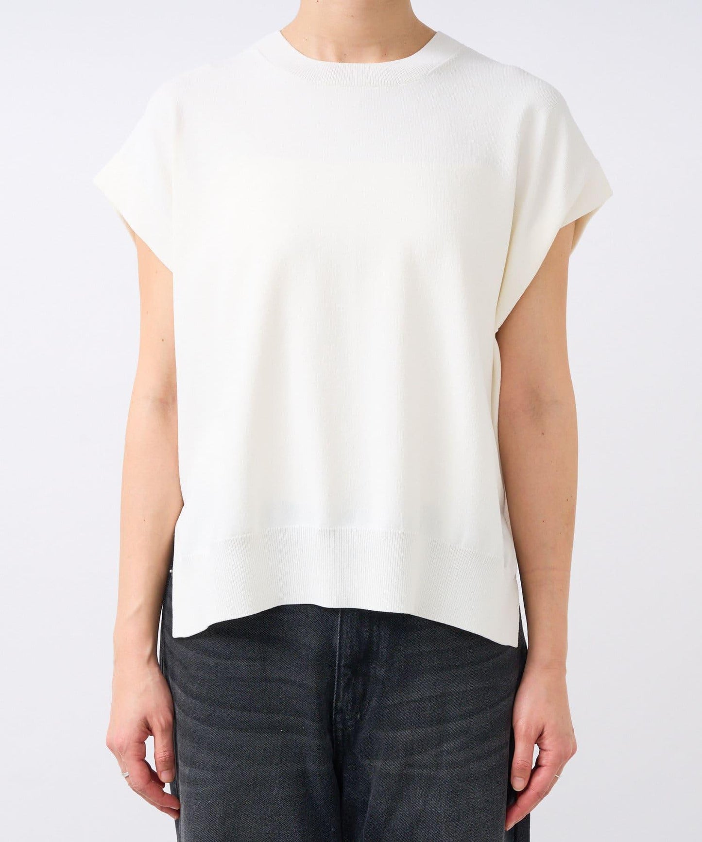 【接觸冷感】冰涼觸感肩部針織衫