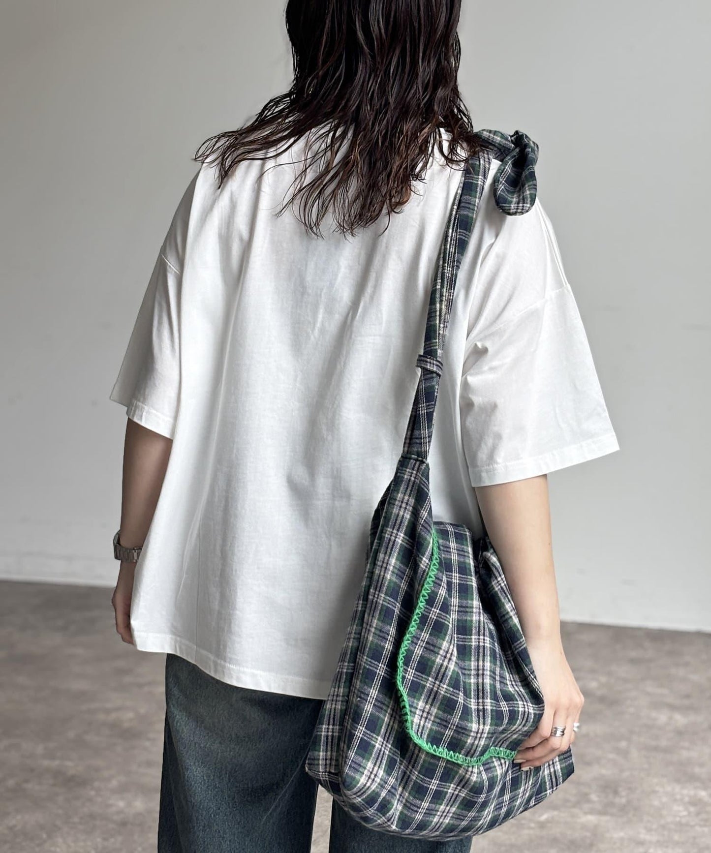 沙加拉刺繡T-shirt
