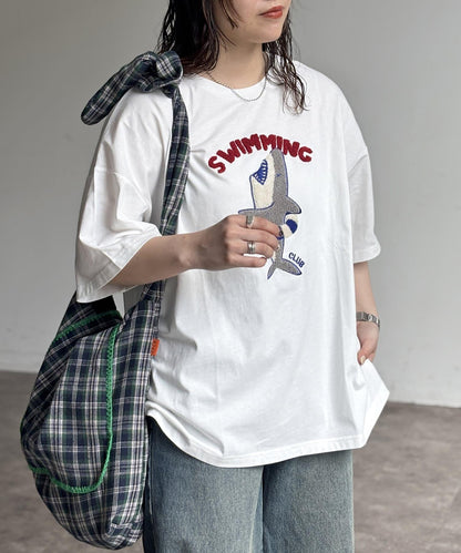 沙加拉刺繡T-shirt