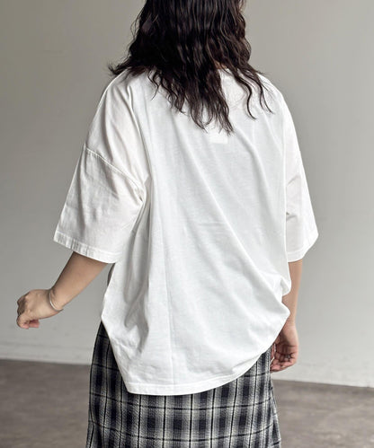 沙加拉刺繡T-shirt