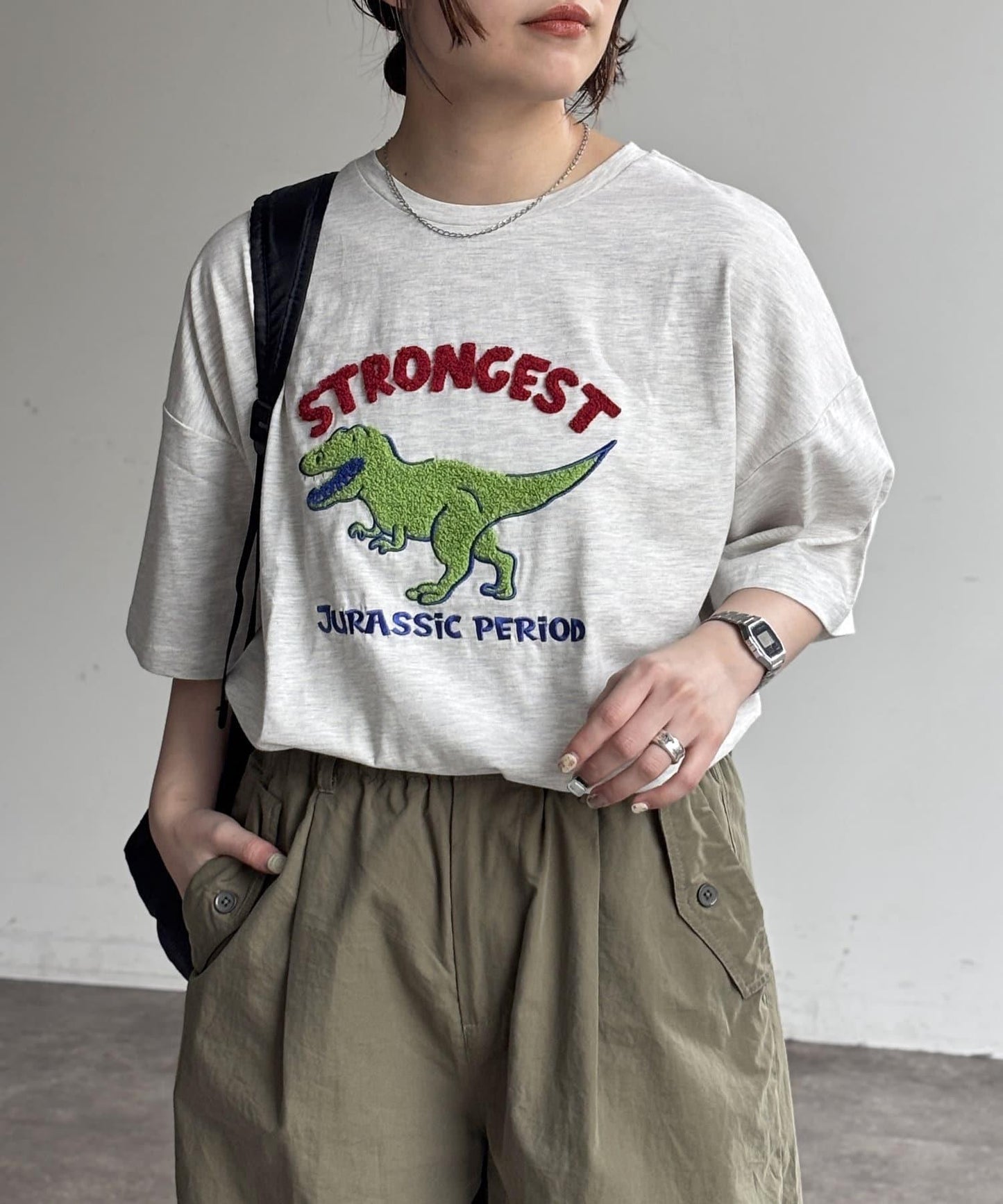 沙加拉刺繡T-shirt