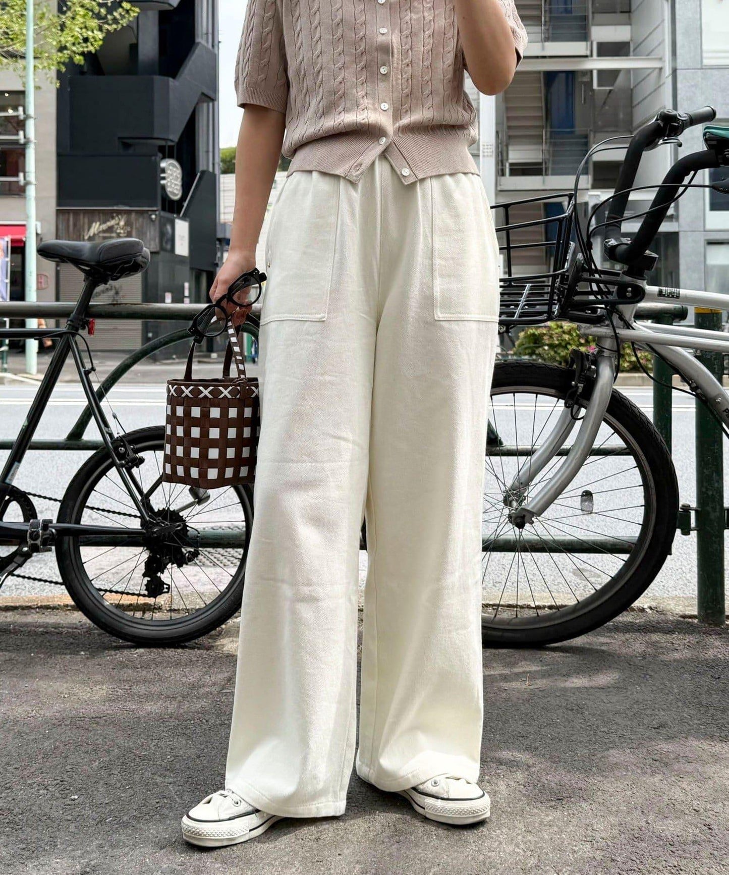 淺色牛仔貝克爾休閒褲