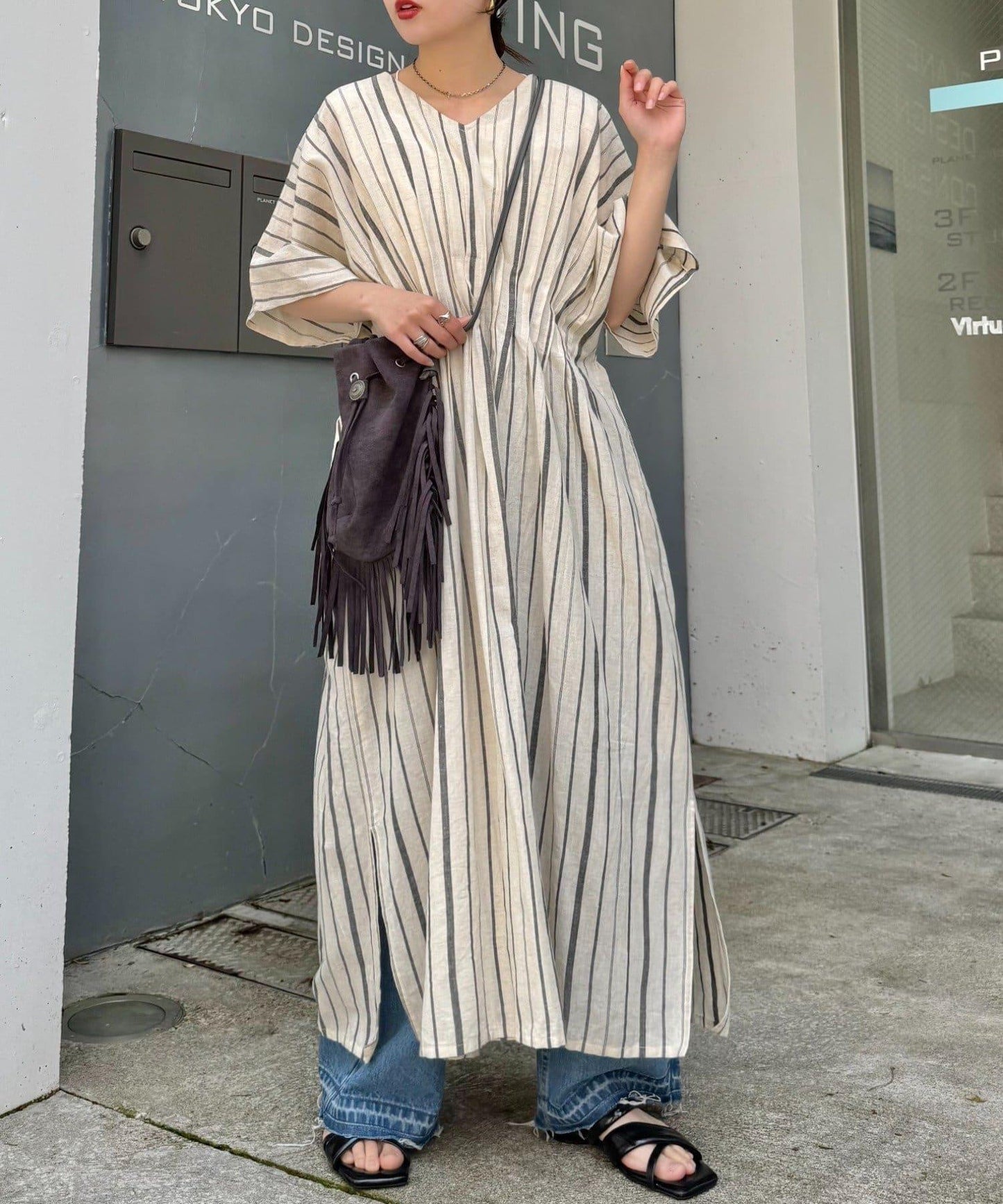 【印度】棉麻高腰折褶露肩連衣裙