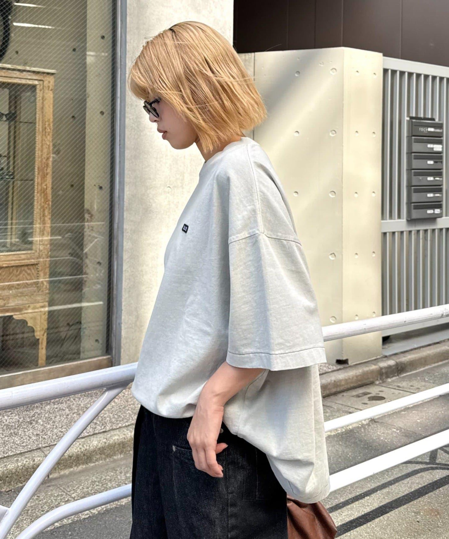 【男女通用】超染色LOGO刺繡T恤